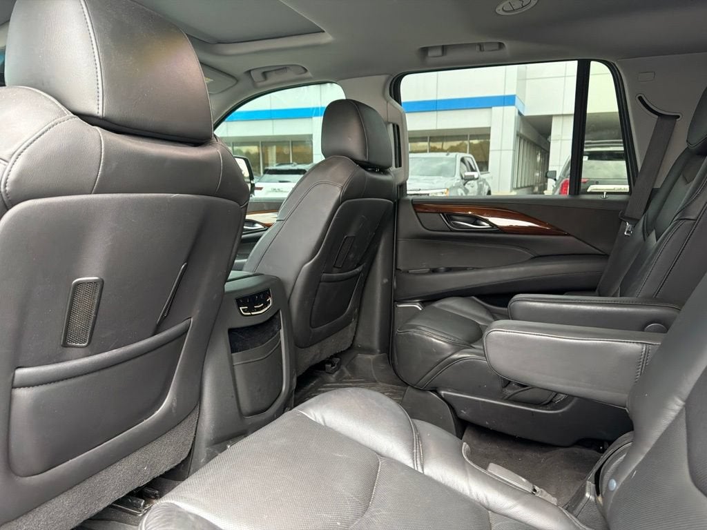 2020 Cadillac Escalade Luxury