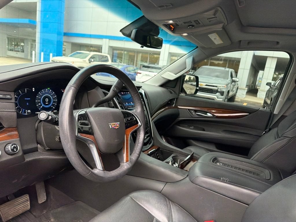 2020 Cadillac Escalade Luxury