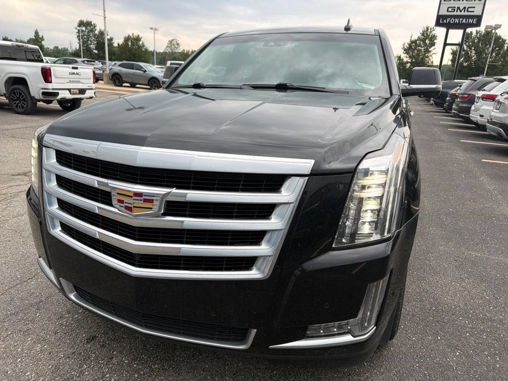 2020 Cadillac Escalade Luxury