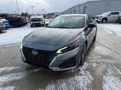 2025 Nissan Altima SV