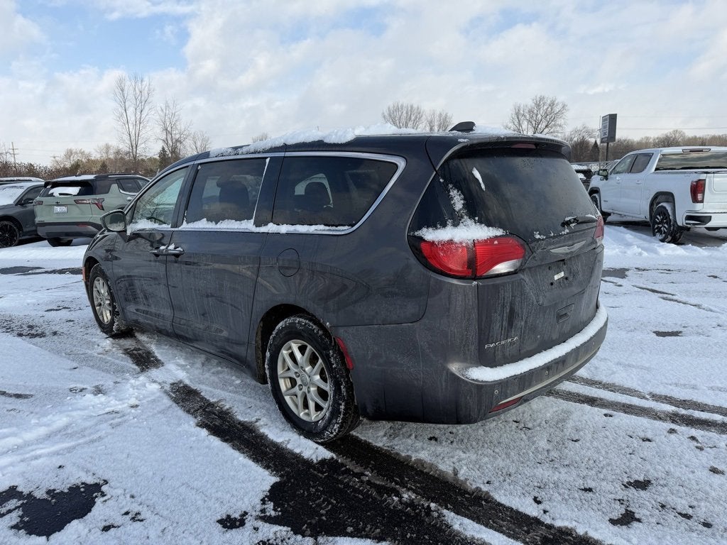 2020 Chrysler Pacifica Touring