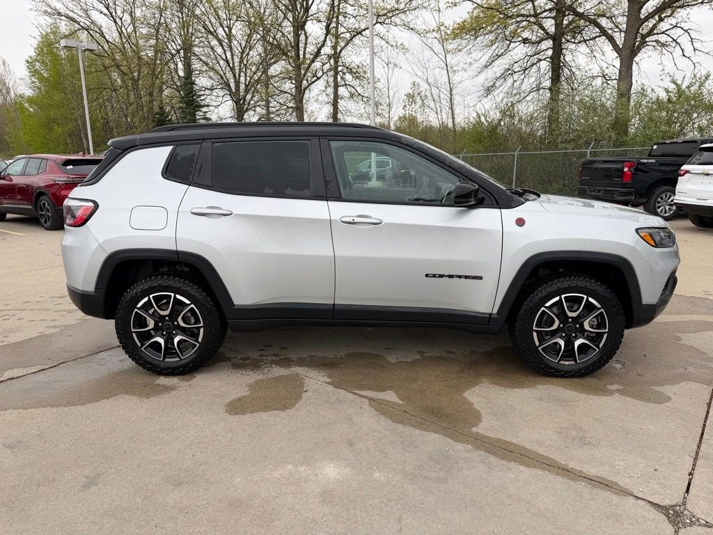 2025 Jeep Compass Trailhawk