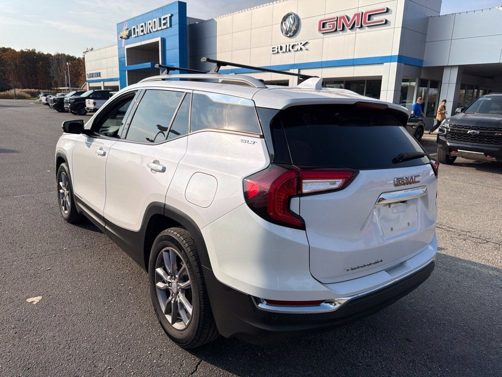 2023 GMC Terrain SLT