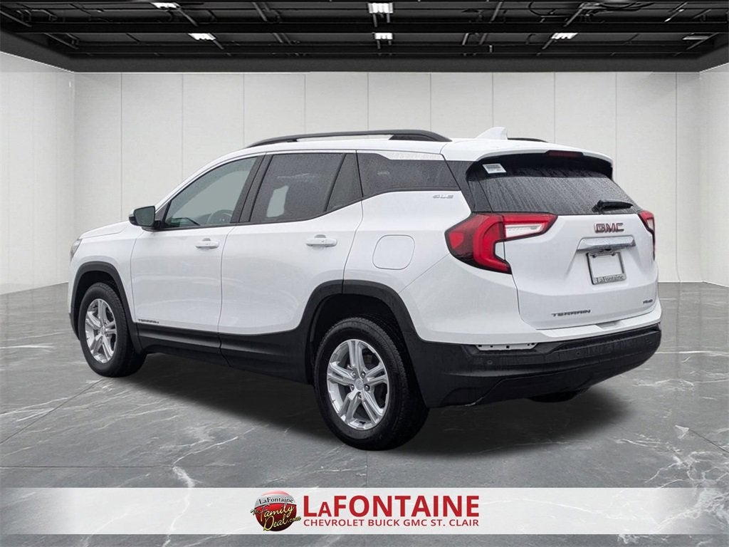 2024 GMC Terrain SLE