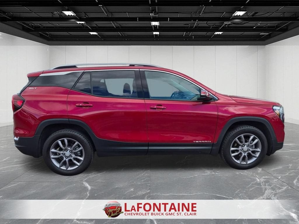 2023 GMC Terrain SLT