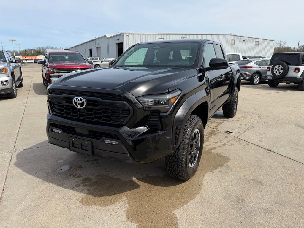 2025 Toyota Tacoma 4WD SR
