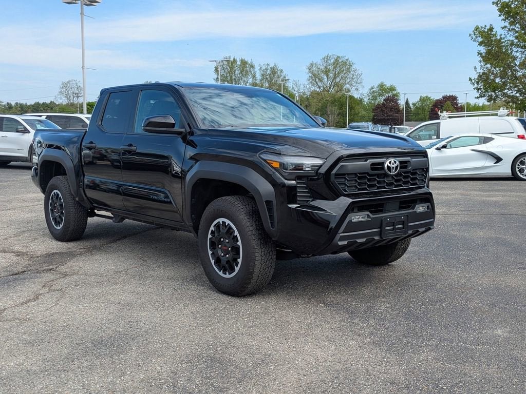 2025 Toyota Tacoma 4WD SR
