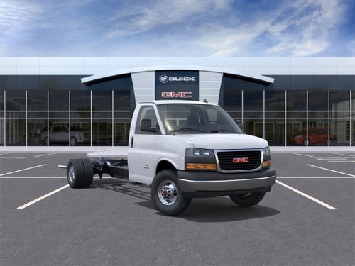 2025 GMC Savana Cutaway 3500 1WT