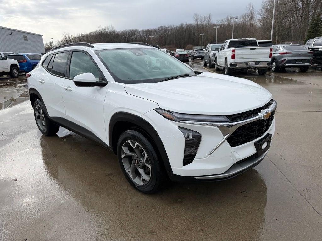 2025 Chevrolet Trax LT