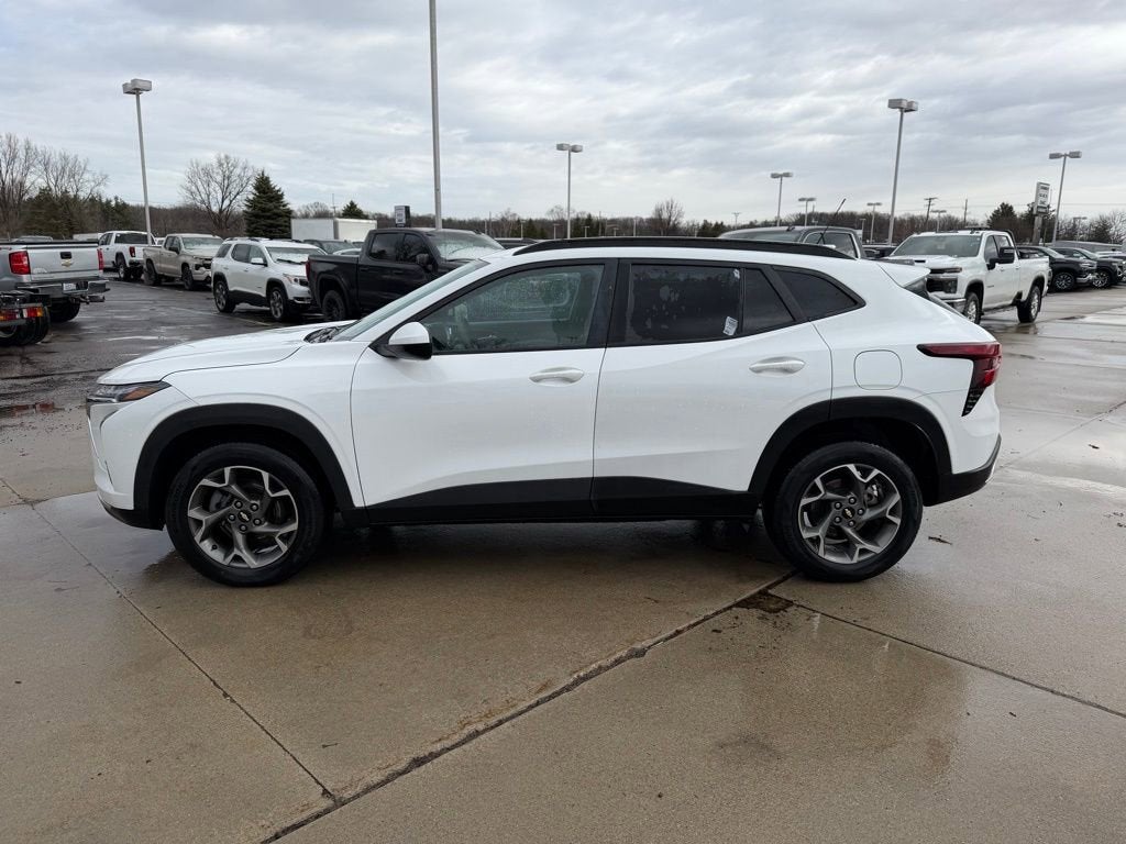 2025 Chevrolet Trax LT