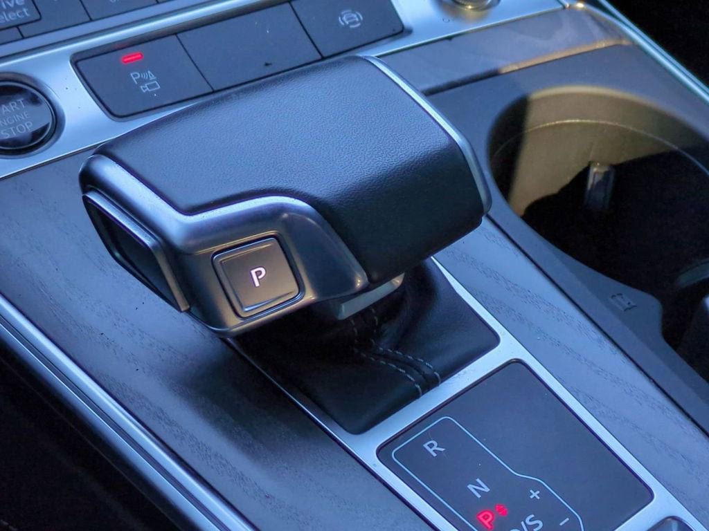 2024 Audi A6 Sedan Premium Plus 45 TFSI quattro S tronic