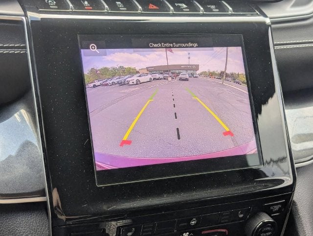 2023 Jeep Grand Cherokee Laredo 4x4
