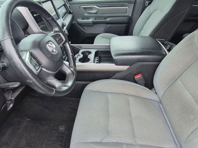 2020 RAM 1500 Big Horn Crew Cab 4x4 5'7" Box