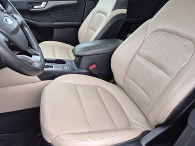 2021 Ford Escape Titanium Hybrid