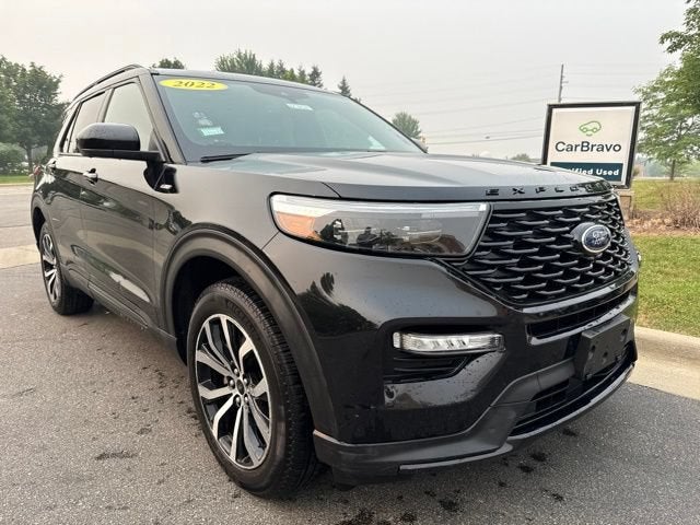 2022 Ford Explorer ST-Line