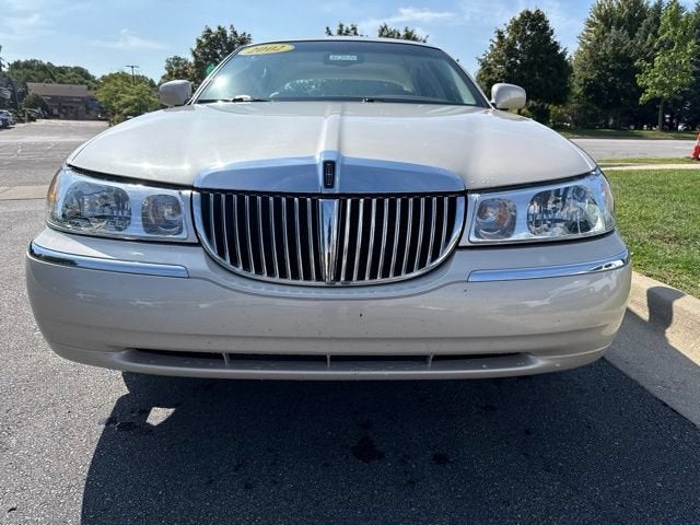 2002 Lincoln Town Car Cartier