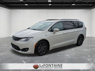 2020 Chrysler Pacifica Hybrid Limited