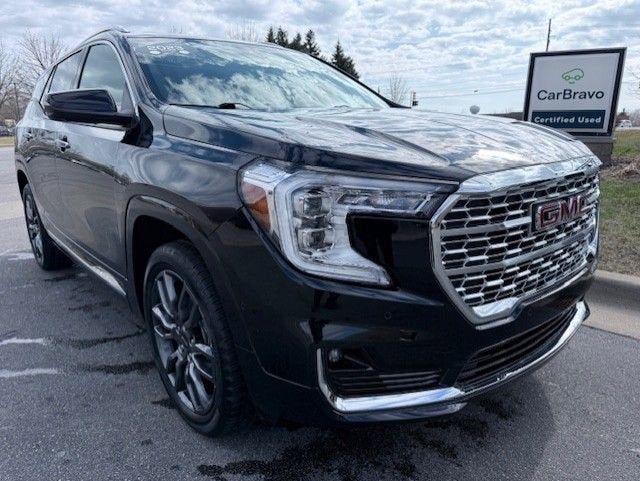 2023 GMC Terrain Denali