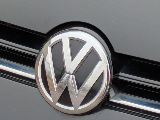 2017 Volkswagen Golf SportWagen S