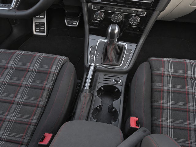 2021 Volkswagen Golf GTI S