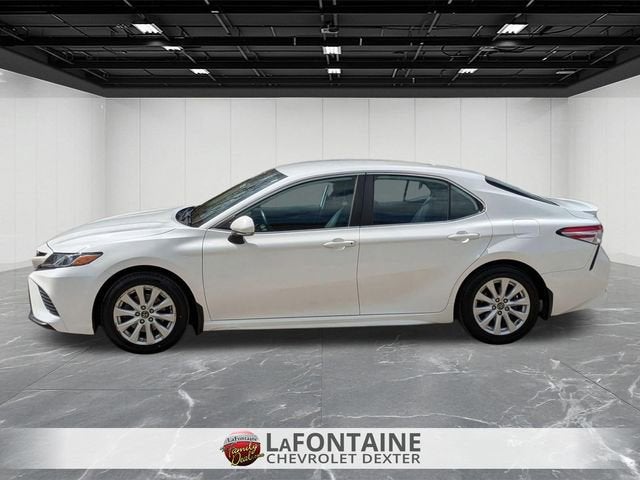 2020 Toyota Camry SE Nightshade Edition