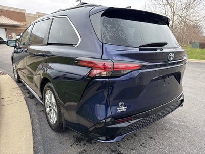 2022 Toyota Sienna XSE