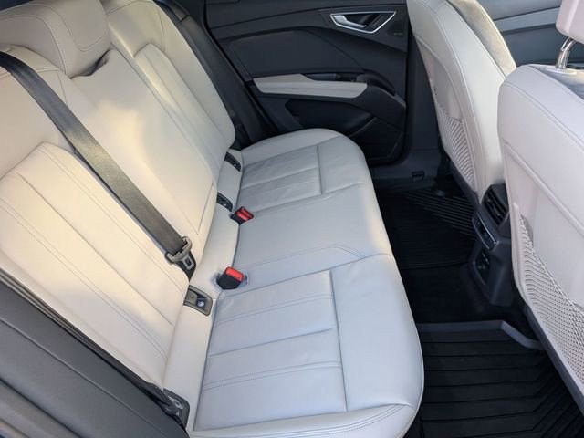 2024 Audi Q4 e-tron Premium Plus 55 quattro