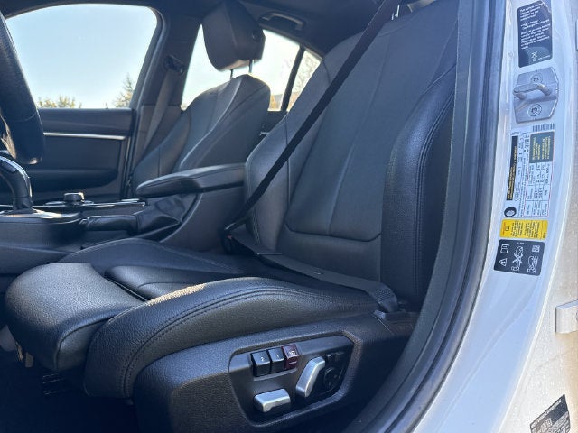 2018 BMW 330i xDrive
