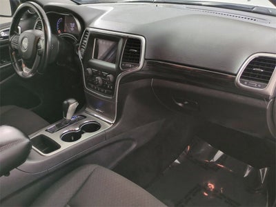 2020 Jeep Grand Cherokee Laredo E