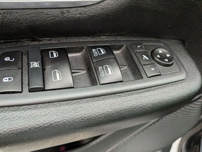 2020 RAM 1500 Big Horn Crew Cab 4x4 5'7" Box