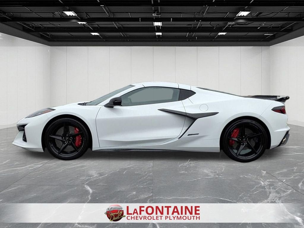 2025 Chevrolet Corvette E-Ray 2LZ