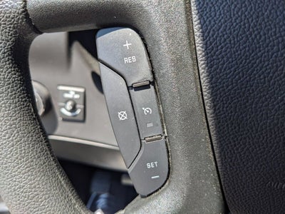 2025 Chevrolet Express Passenger 1LT