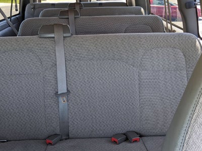 2025 Chevrolet Express Passenger 1LT