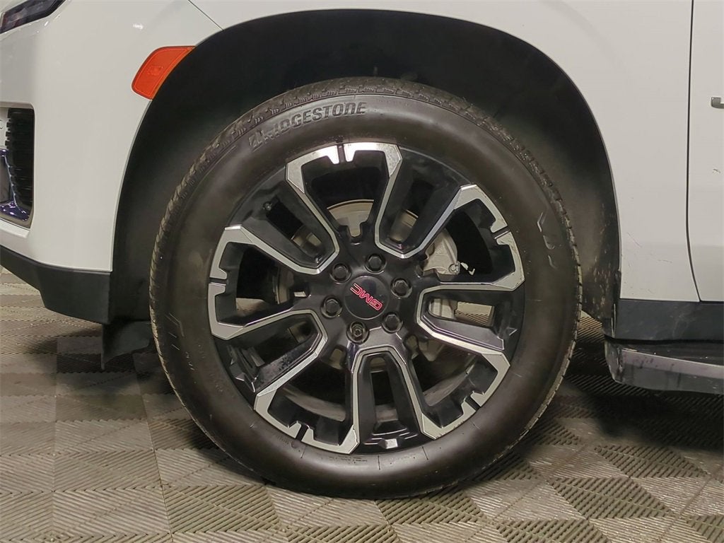 2022 GMC Yukon XL SLE