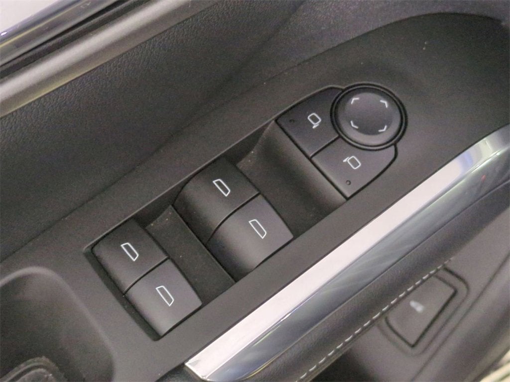 2024 Chevrolet Traverse LS