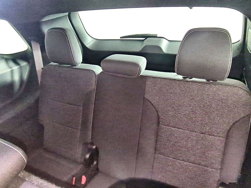 2024 Chevrolet Traverse LS