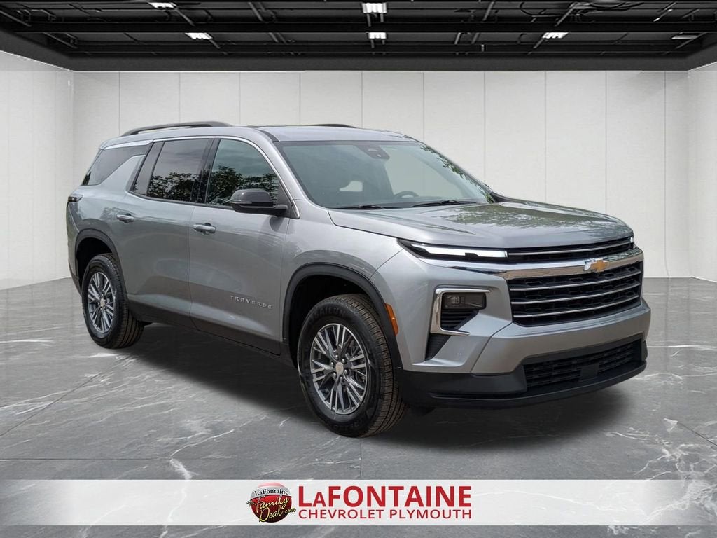 2025 Chevrolet Traverse LT