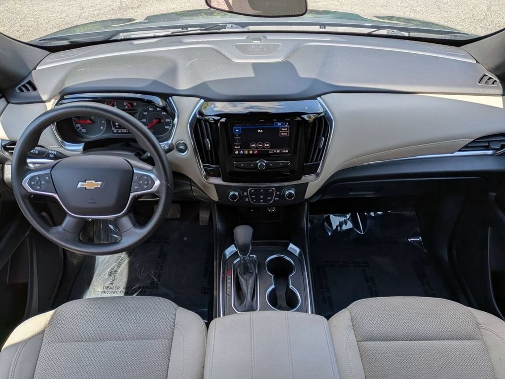 2023 Chevrolet Traverse LS