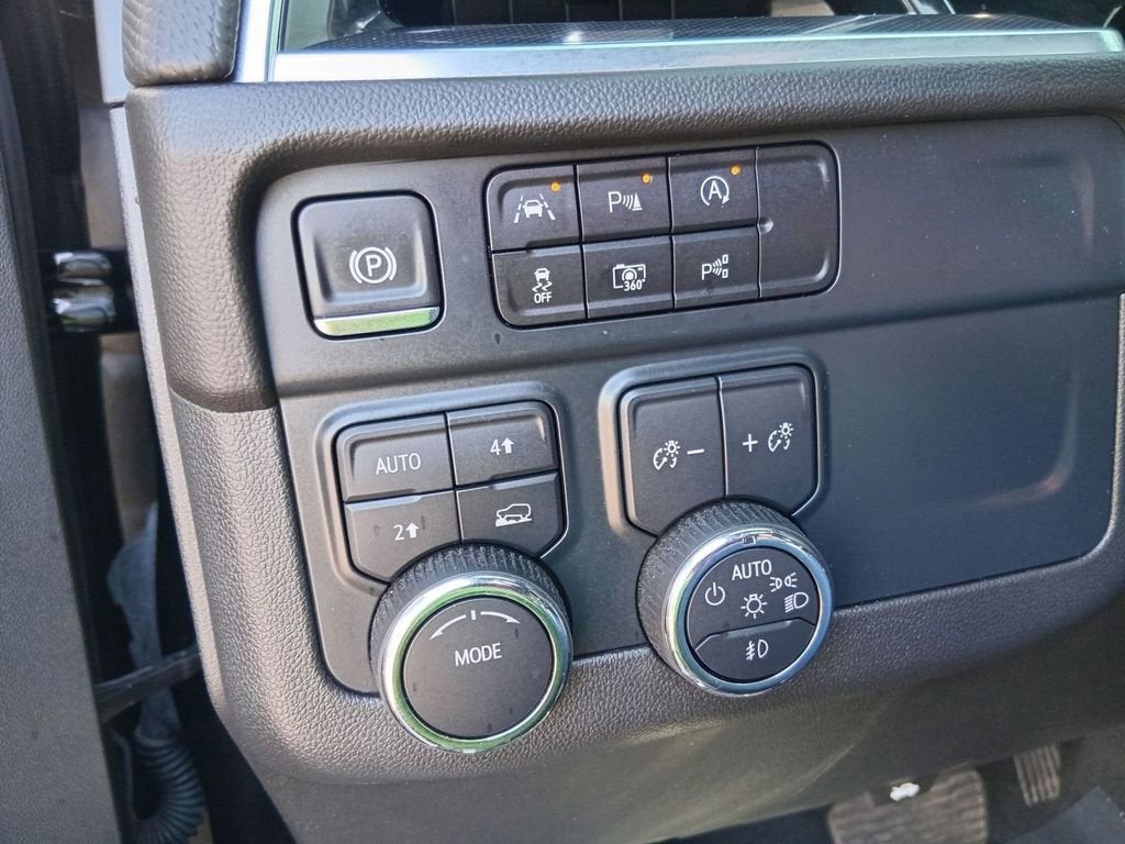 2025 Chevrolet Tahoe RST