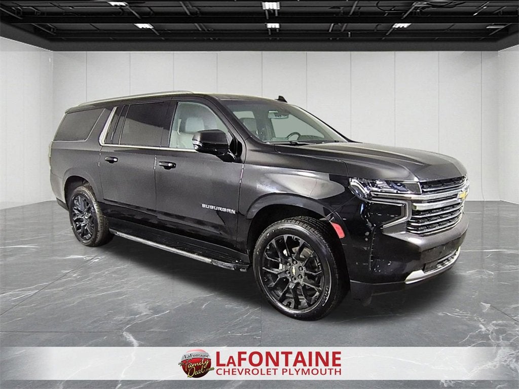 2022 Chevrolet Suburban LT