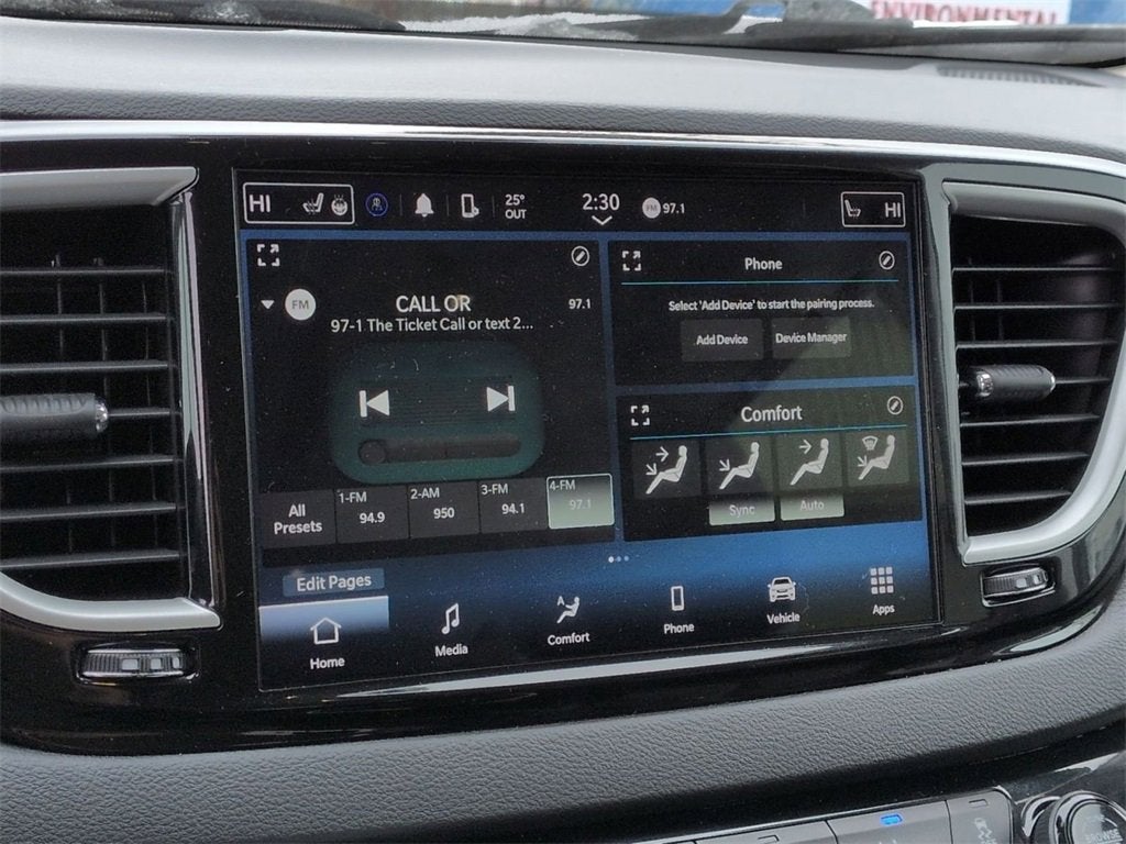 2023 Chrysler Pacifica Touring L