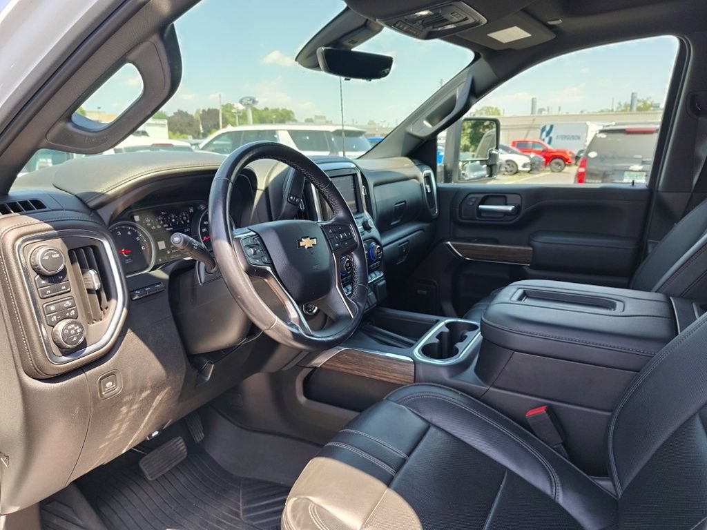 2022 Chevrolet Silverado 3500 HD High Country