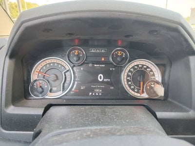 2018 RAM 1500 Big Horn Crew Cab 4x4 5'7" Box