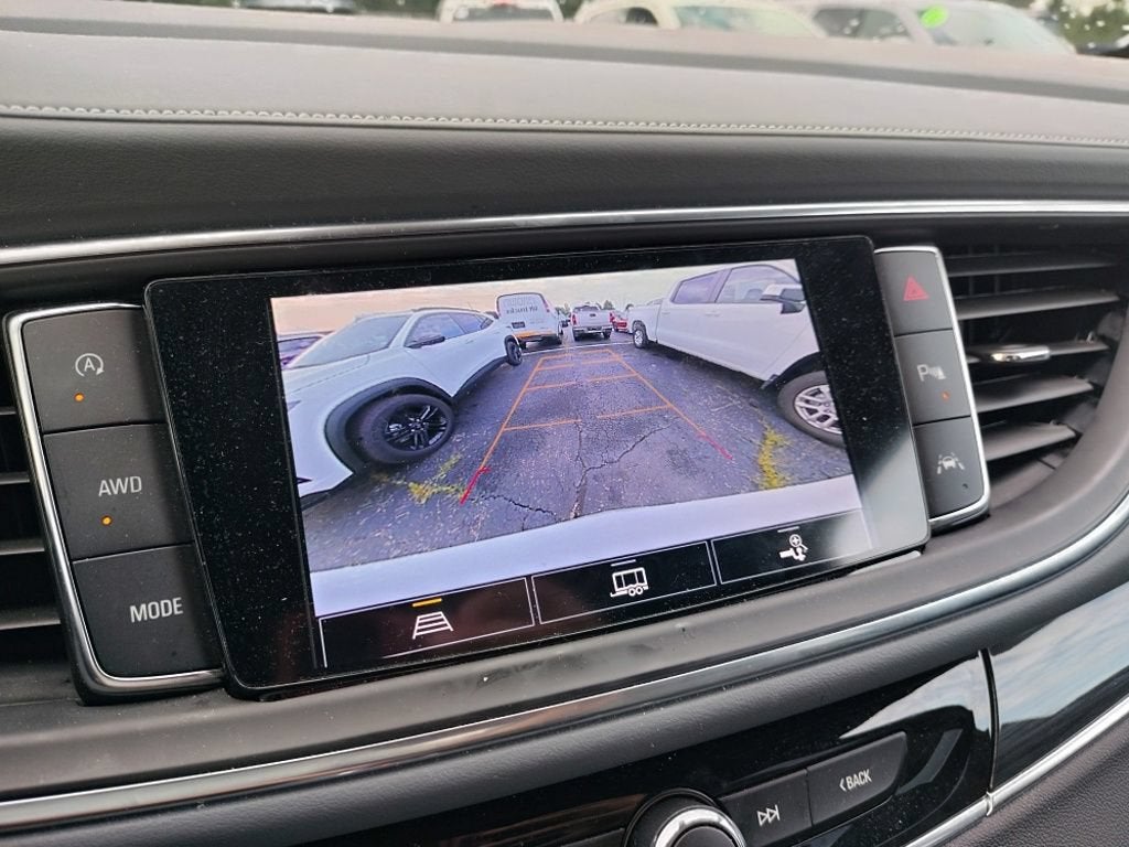 2024 Buick Enclave Essence