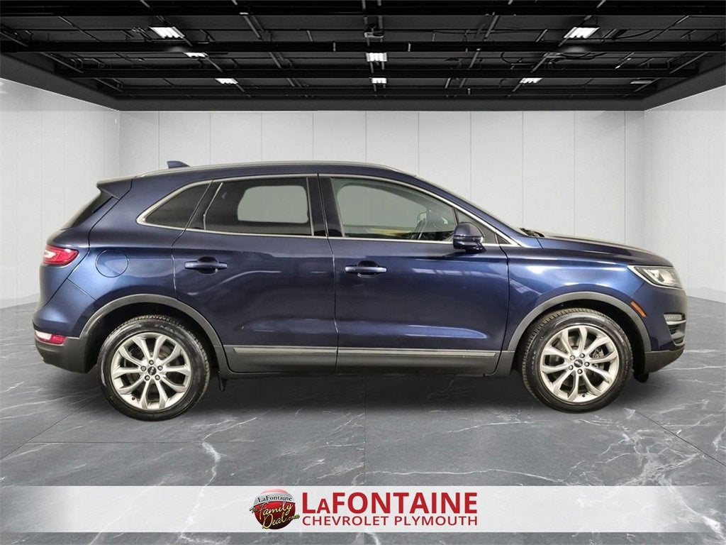 2016 Lincoln MKC Select