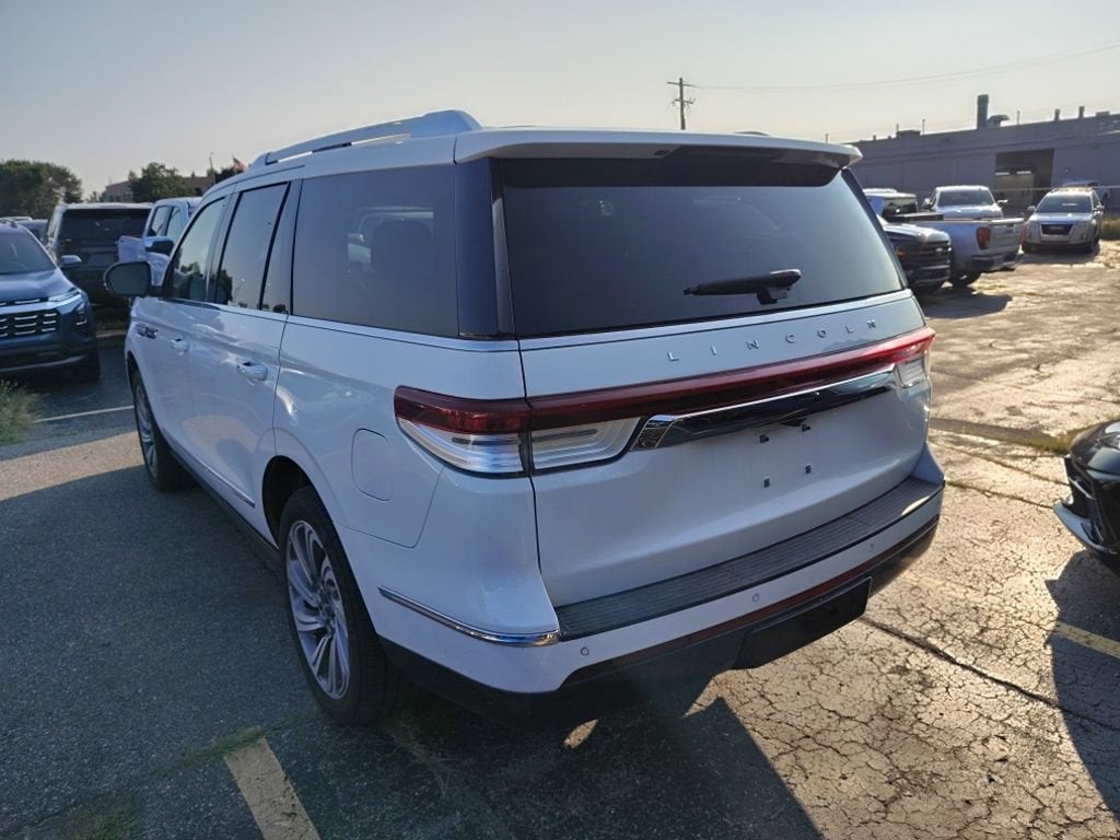 2023 Lincoln Navigator Reserve