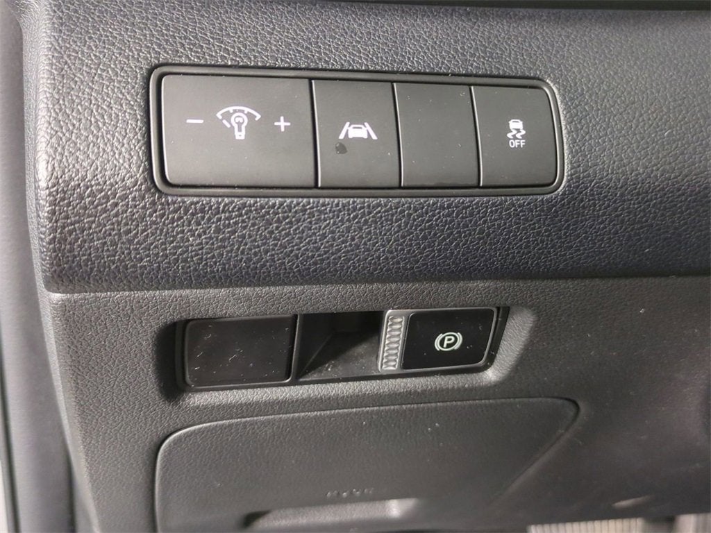 2021 Hyundai Santa Fe SE