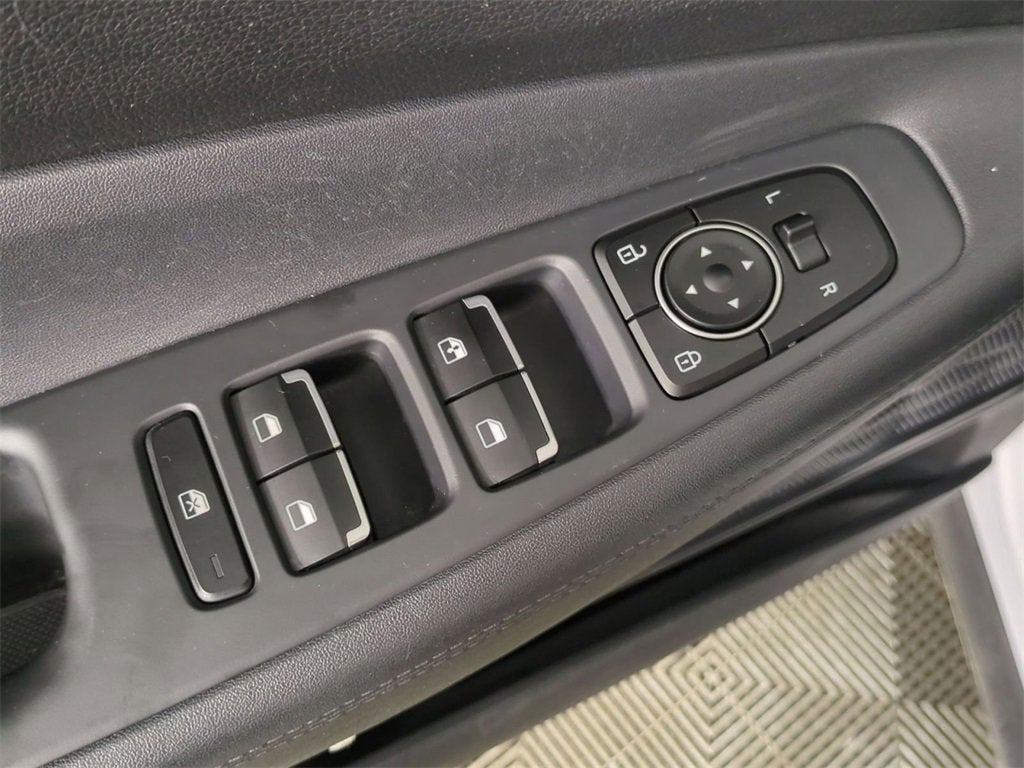 2021 Hyundai Santa Fe SE