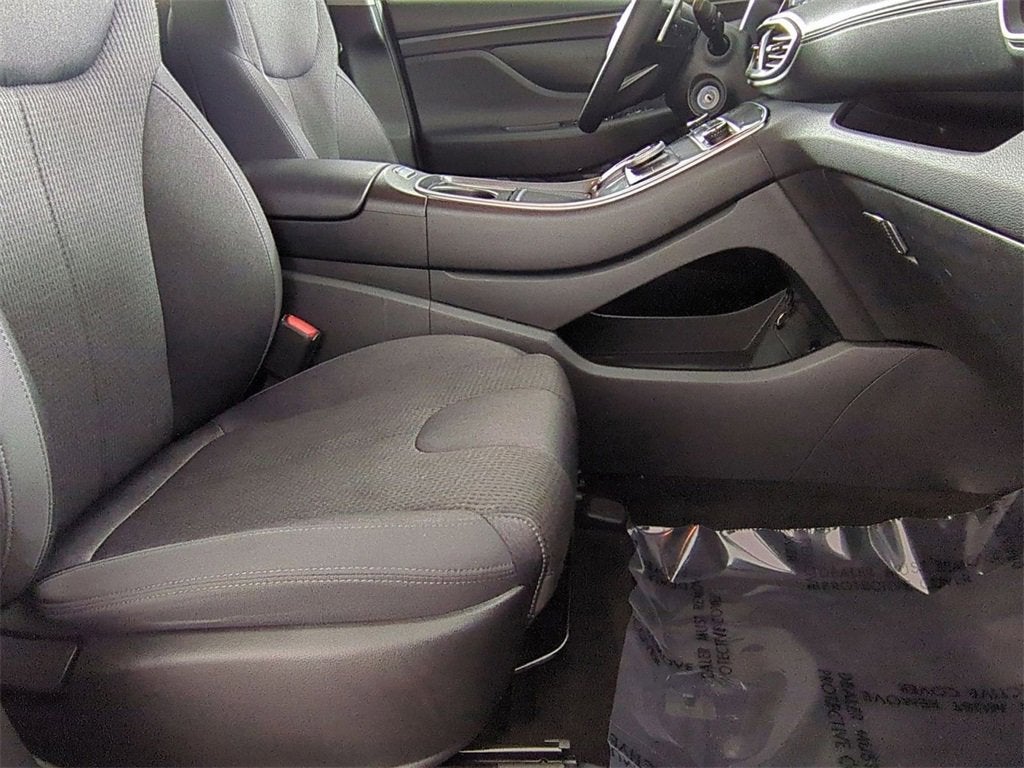 2021 Hyundai Santa Fe SE