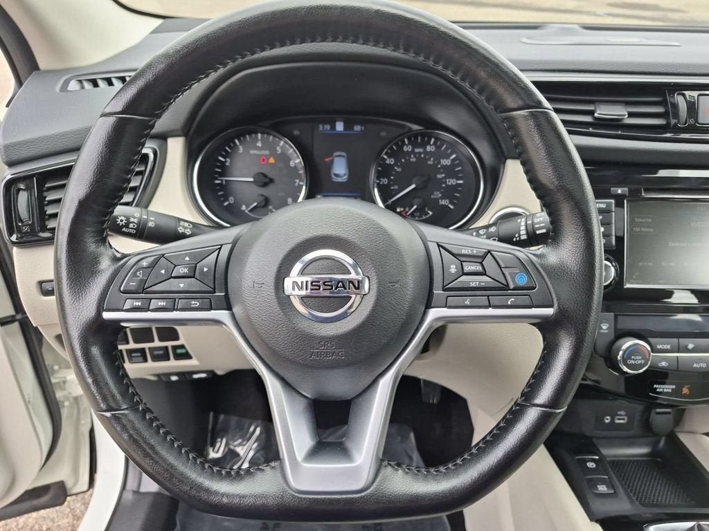 2022 Nissan Rogue Sport SL AWD Xtronic CVT